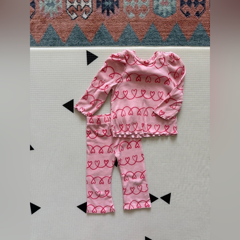 Cat & Jack|Baby girl matching set in Pink Heart Pattern,long sleeve & flare pant - Picture 4 of 6